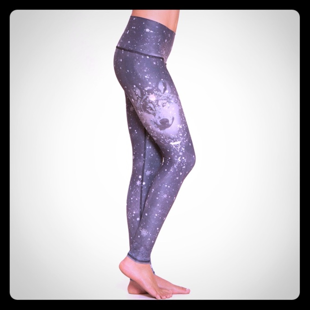 teeki hot pant
